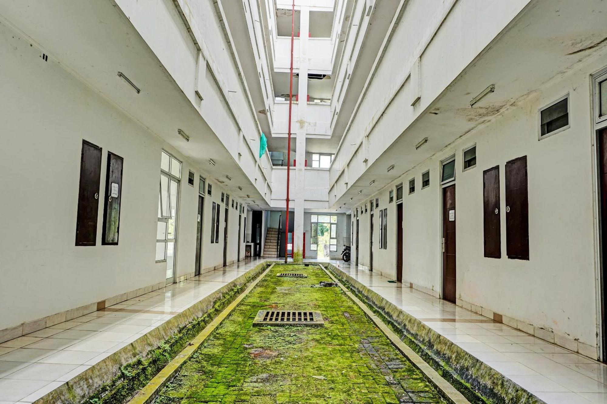 Spot On 92374 Penginapan Rusunawa Malang Kültér fotó